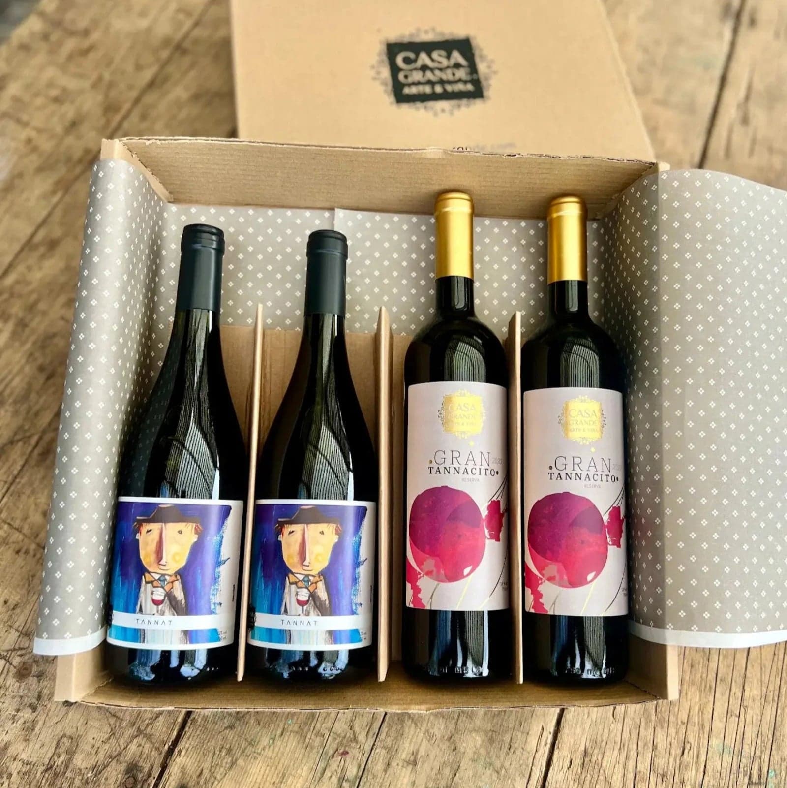 Pack Uruguay Nomá.
Contiene: 2 Tannat y 2 Gran Tannacito.